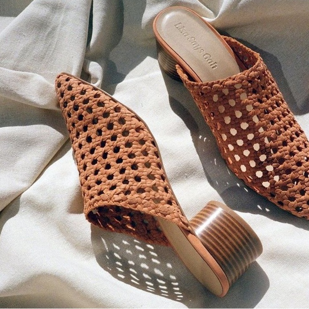 Lisa Says Gah Lou Mule in woven leather